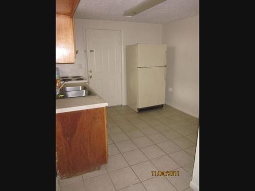 2nd image of 402 S 11th St #A