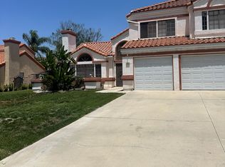 3055 Prado Ln, Colton, CA 92324