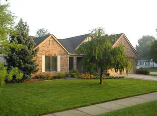 7690 Colonial Ct, Fishers, IN 46038