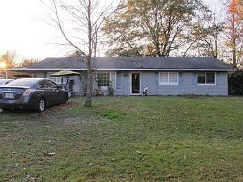 1st image of 1127 Park Circle Dr