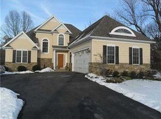 346 Fairport Rd, East Rochester, NY 14445