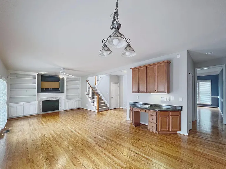 314 Hardwick Dr — Photo 8