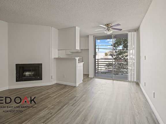2nd image of 8309 Cedros Ave #101