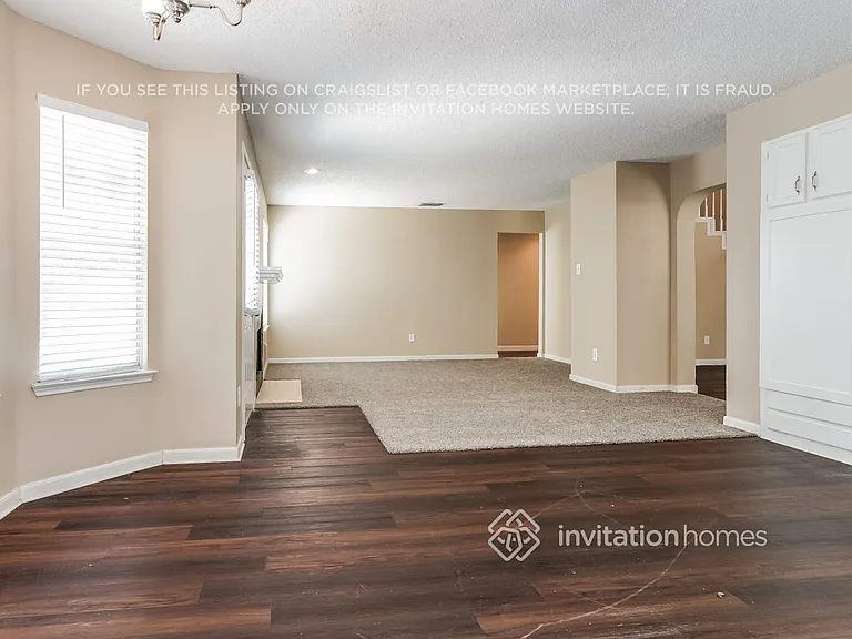 553 Mercer St — Photo 6
