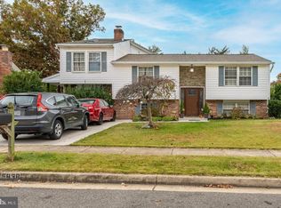 5838 Crowfoot Dr, Burke, VA 22015