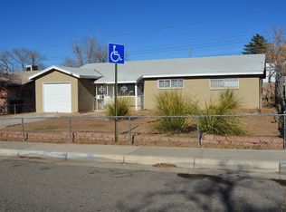 1709 Spence Ave SE, Albuquerque, NM 87106