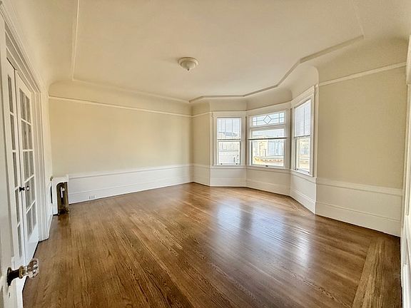 3rd image of 400 Dolores St APT 10