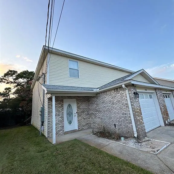 2127 Tom St #2127 — Photo 5