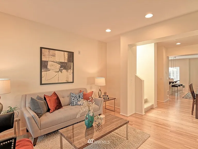 10377 156th Pl NE #101 — Photo 4