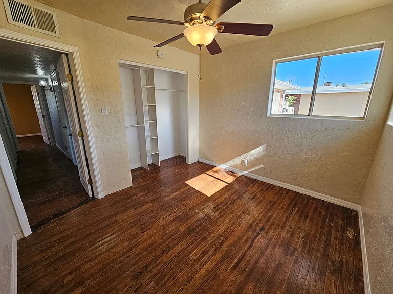1509 Cuba Ave — Photo 23