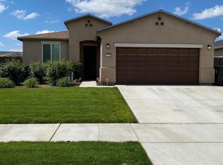 3125 N Shady St, Visalia, CA 93291