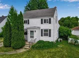 126 Leonard Post Dr, Buffalo, NY 14211
