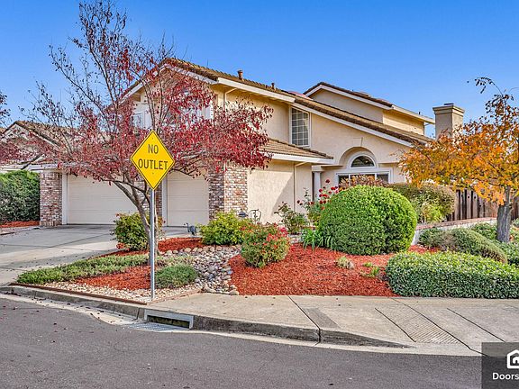 4th image of 200 Walnut Creek Ct