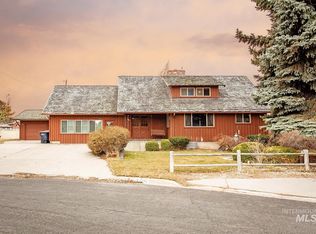 1706 Dora Dr S, Twin Falls, ID 83301