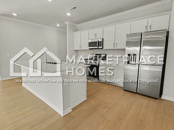 4th image of 316 Allene Way