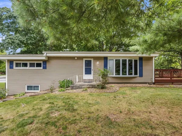 4903 Thrush Ave, Decatur, IL 62521