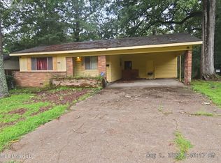 2247 Alta Woods Ter, Jackson, MS 39204