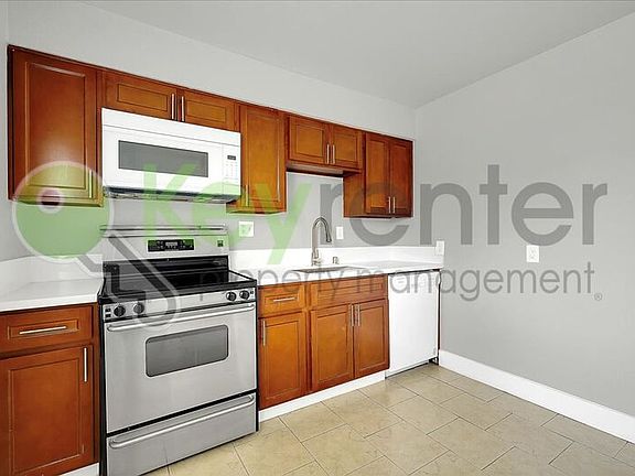2nd image of 5724 Falconer Way APT B