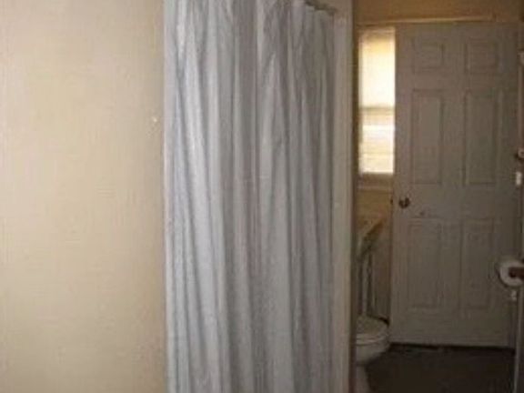 5th image of 2308 Sequoya Dr