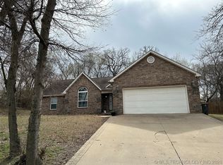 1532 W 44th St, Tulsa, OK 74107