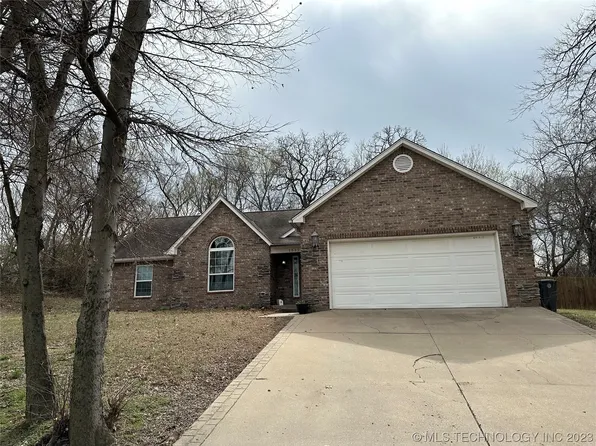 1532 W 44th St, Tulsa, OK 74107
