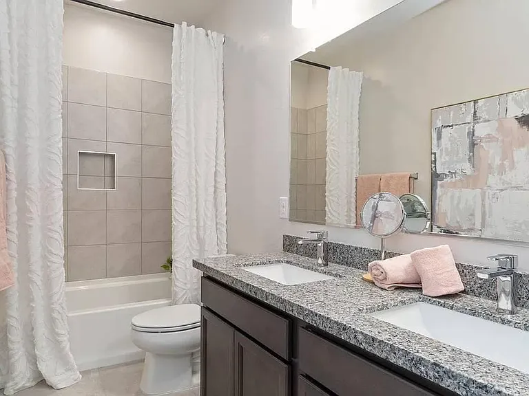 1241 E Mulberry Dr — Photo 7
