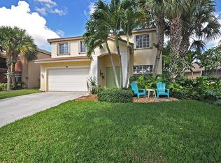 109 Seminole Lakes Dr, Royal Palm Beach, FL 33411