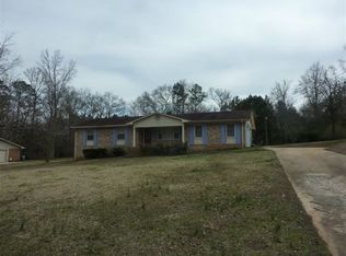 165 Saxon Woods Dr, Athens, GA 30607