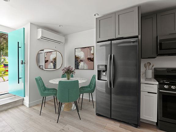 5th image of 1023 Tremont St #4