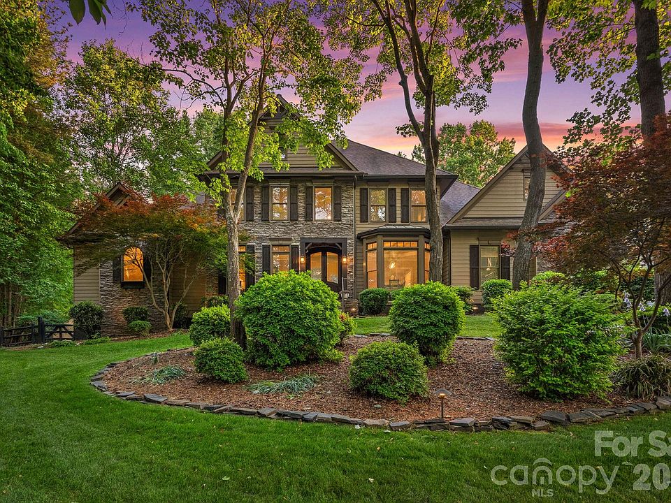 1st image of 108 Chinook Ct