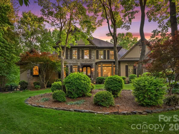 108 Chinook Ct, Mooresville, NC 28117