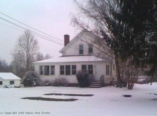 198 Sunderland Rd, Amherst, MA 01002