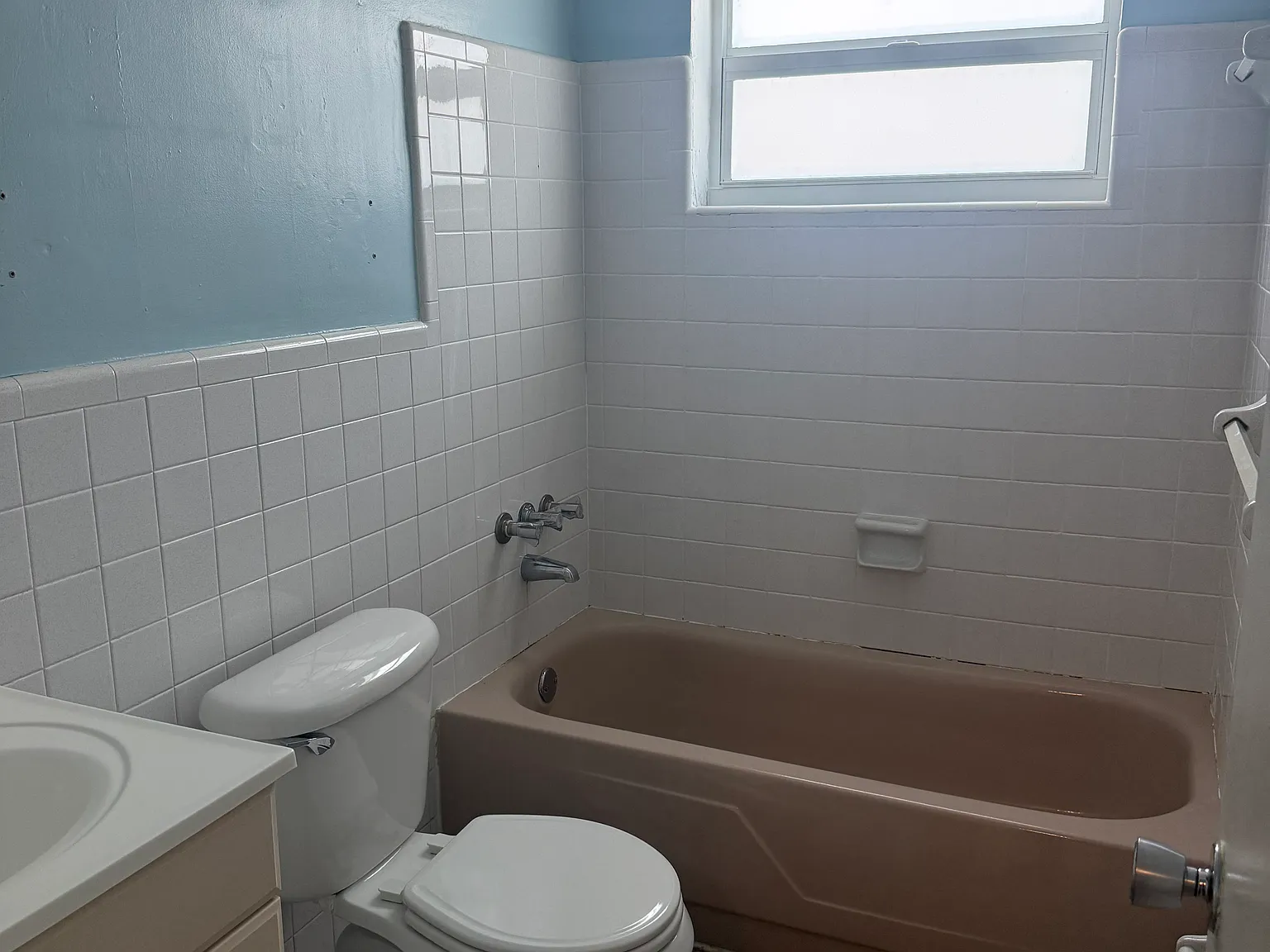 2 bed, 850 sqft, $1,850 — Photo 2