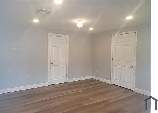 1320 S Oleander Ave #1 — Photo 2