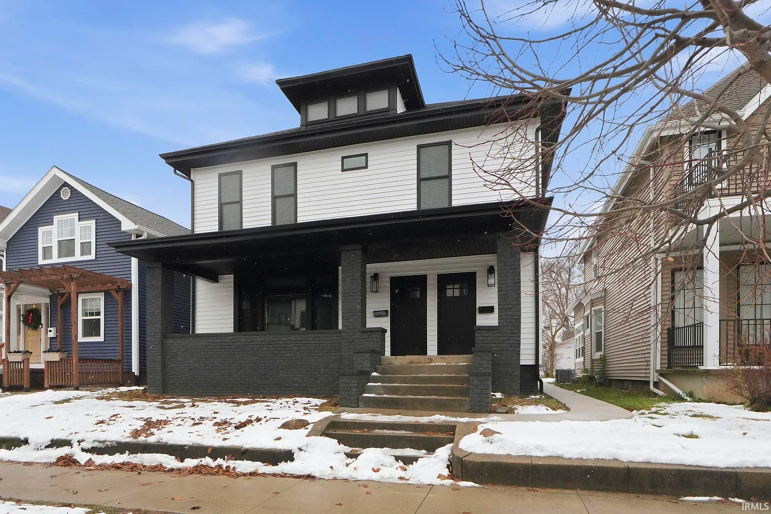 1220 Fairfield Ave photo 1