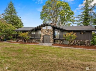 816 Si Town Rd, Castle Rock, WA 98611