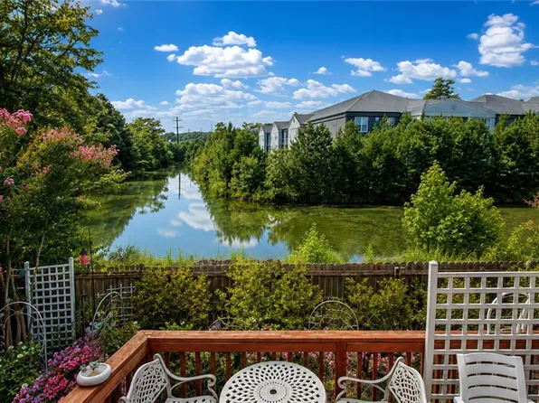955 Ivystone Way, Newport News, VA 23602