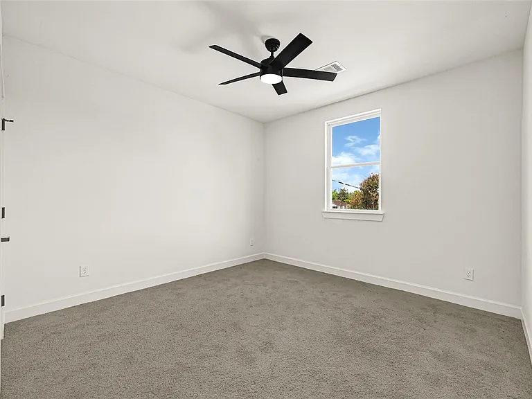 3613 Gano St — Photo 20