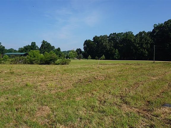 4th image of 2409 Brinson Pl
