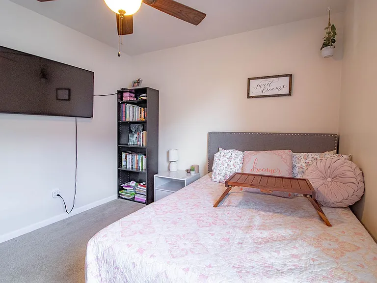 134 Hamilton Grove Dr — Photo 23