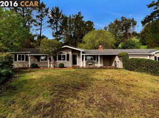 8 Vianne Ct, Orinda, CA
