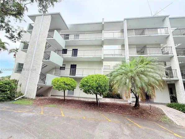 8931 N New River Canal Rd APT 2B, Plantation, FL 33324