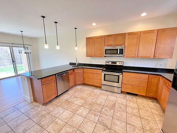 2nd image of 111 Grey Rock Rd #125