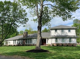 1813 Middle Rd, Martinsville, NJ 08836