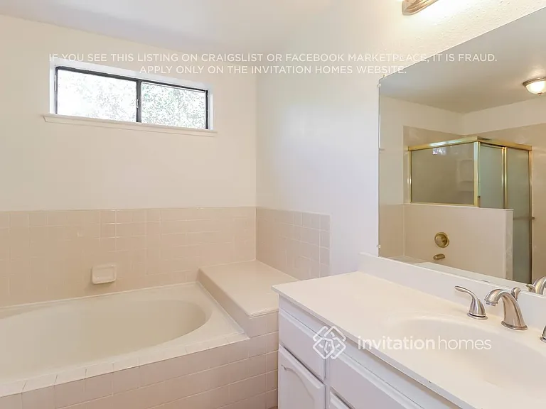 8186 Devon Park Ct — Photo 14