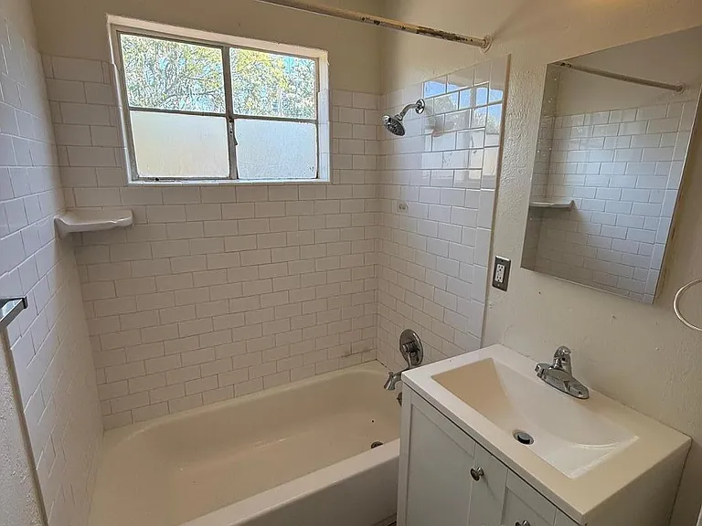 41 E Woodward Dr #FRONT — Photo 11
