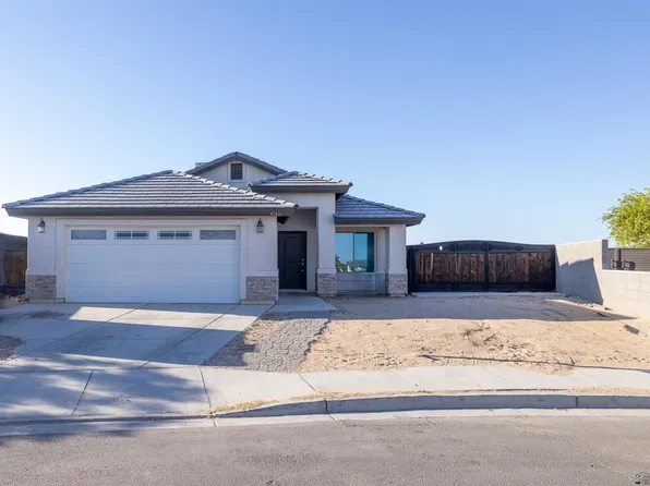 4040 E Udall Ln, San Luis, AZ 85349