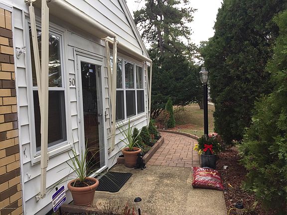 5th image of 50 St Johns Place #C