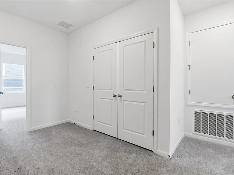 3143 Kurtz Ter — Photo 10