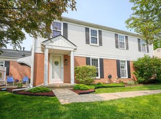 24403 Meadow Bridge Dr, Clinton Township, MI 48035